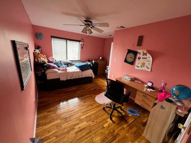 Building Photo - 129 Beach St