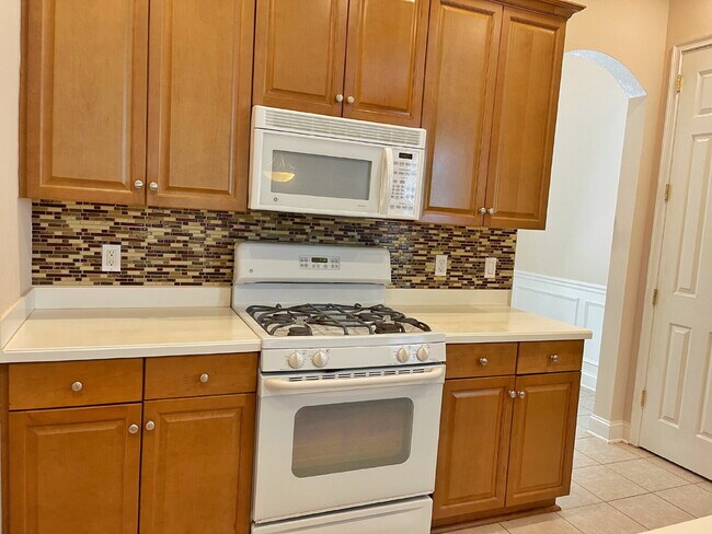 Building Photo - 3BR|3BA Palencia Patio Home
