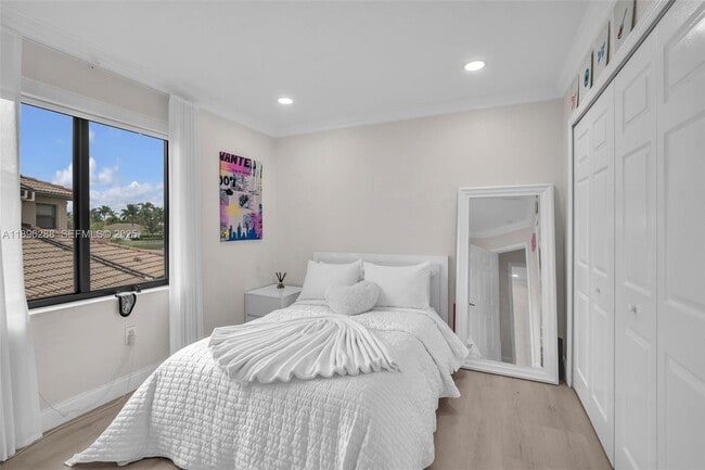 Building Photo - 3586 SW 143rd Ave