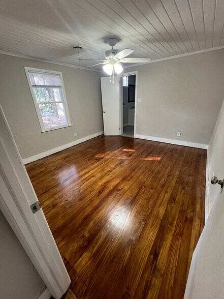 Bedroom 2 - 323 Sally Dr