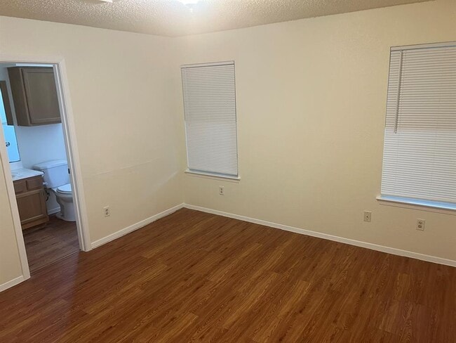 Building Photo - 8314 Columbia Falls Dr