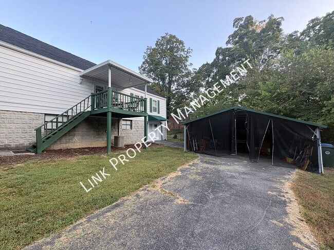 Building Photo - 106 S Germantown Rd