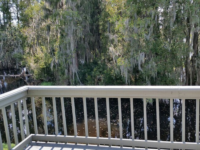 Building Photo - 16526 Brigadoon Dr