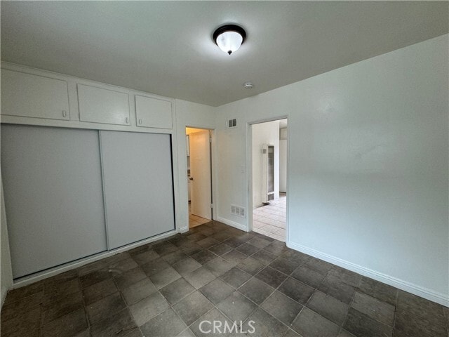 Building Photo - 591 E 6th St