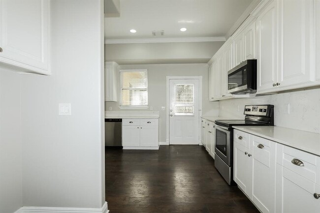 Building Photo - 11730 Twain Dr