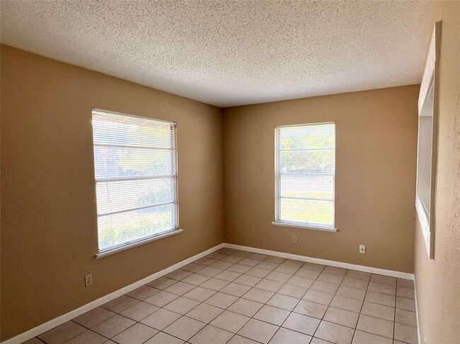 Building Photo - 3114 Hunt Trail