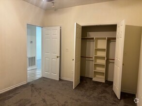Building Photo - 103 Elkwood Cir