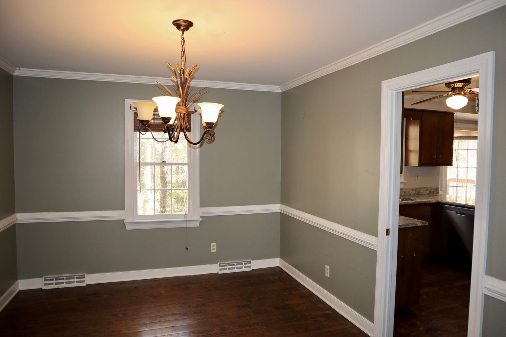 Building Photo - 3609 Nuttree Woods Dr