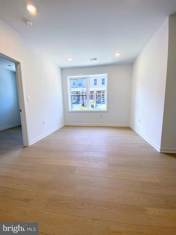 Primary Photo - 3435 Brown St NW