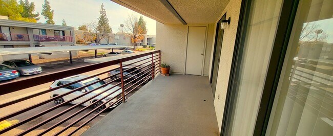 Building Photo - 1st FULL MONTHS RENT FREE!!!VERY NICE & AFFORDABLE 2 BED / 2 BATH CONDO – W/D, PATIO, POOL!