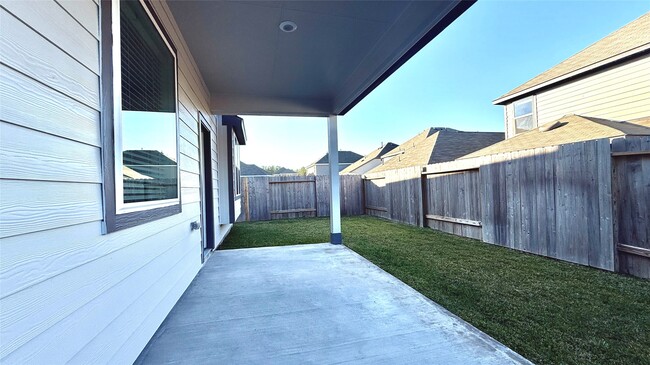 Building Photo - 2340 Mooneye Ct