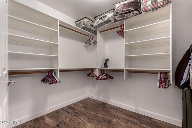 Building Photo - 5956 E Phelps Rd