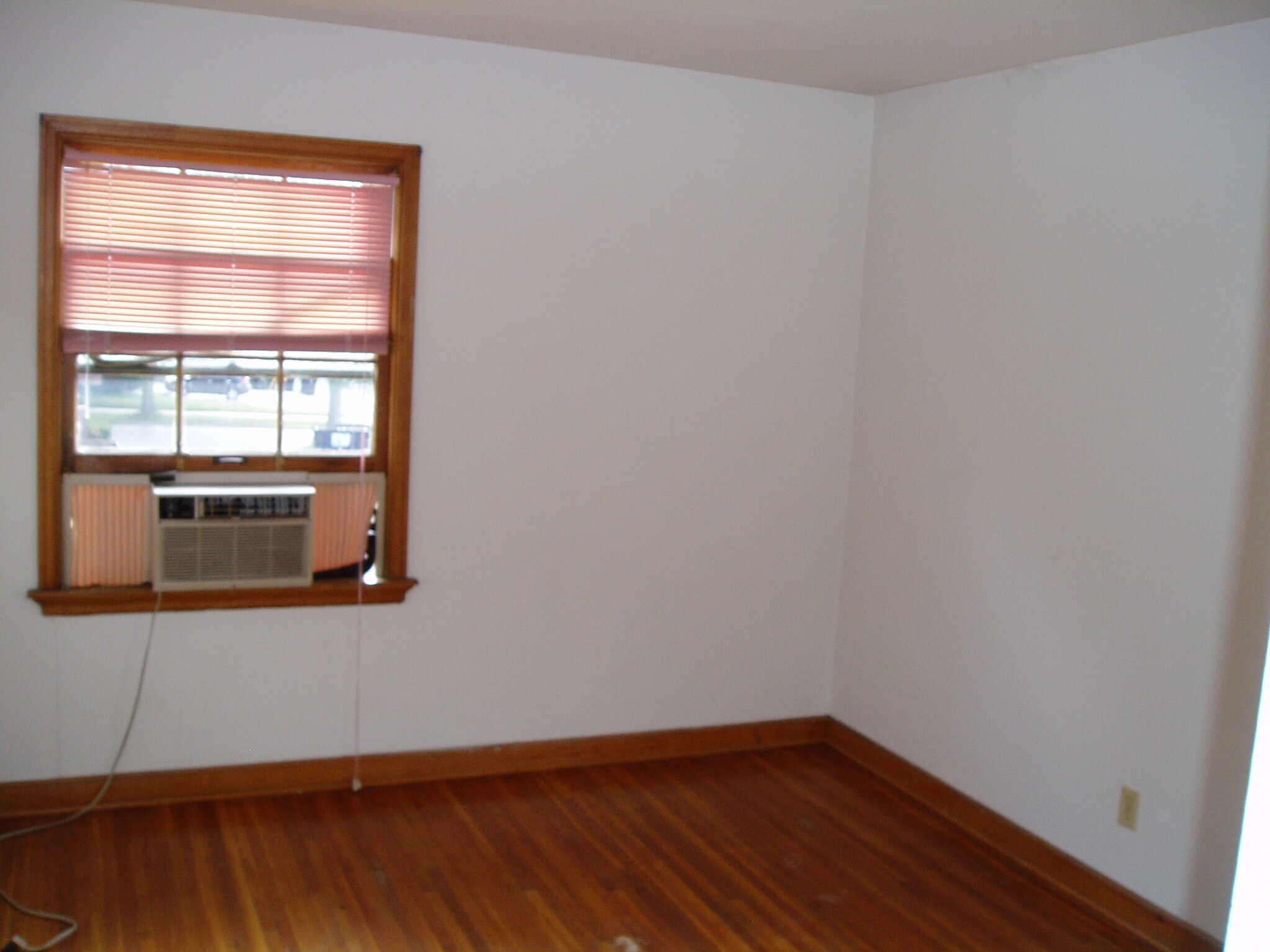 Building Photo - 8323 W North Ave