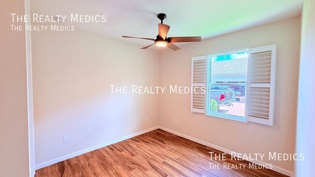 Building Photo - 1102 Victoria Hills Dr S
