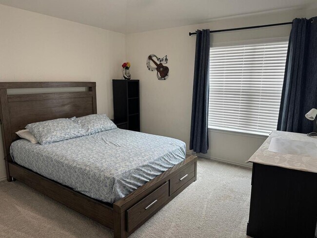 Building Photo - 505 Weizenbock Ln