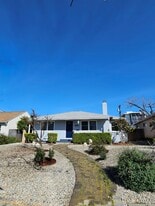 Building Photo - 2942 Midvale Ave