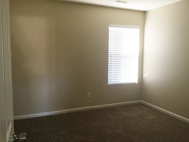 Building Photo - 2021 Moss Creek Dr