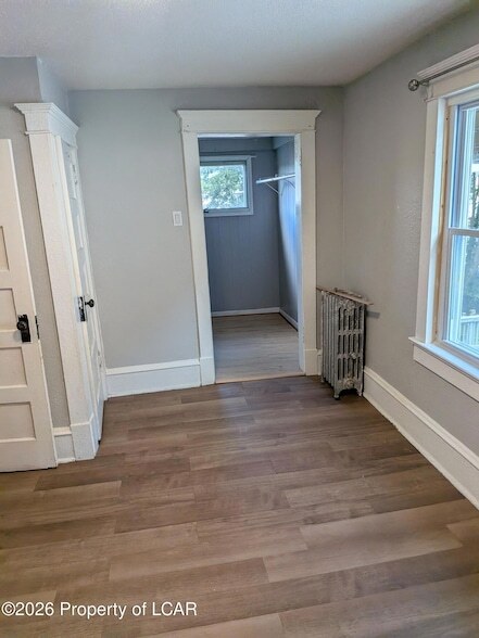 Building Photo - 203 Lyndwood Ave