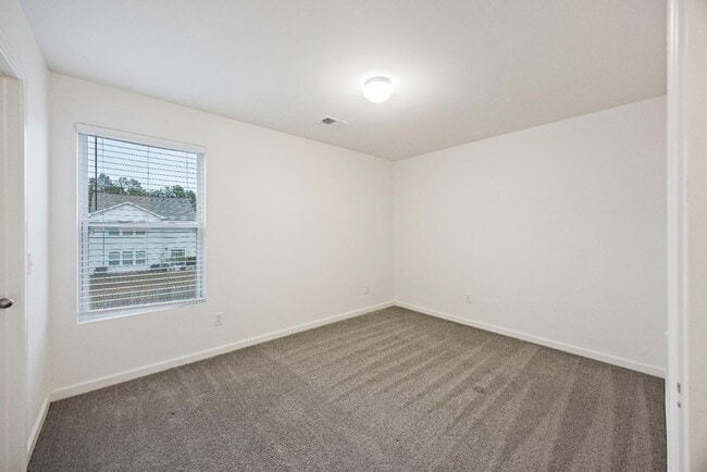 Building Photo - 327 Surfbird Rd