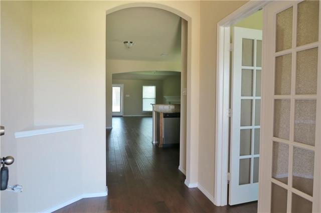 Building Photo - 2753 Waterfall Ln