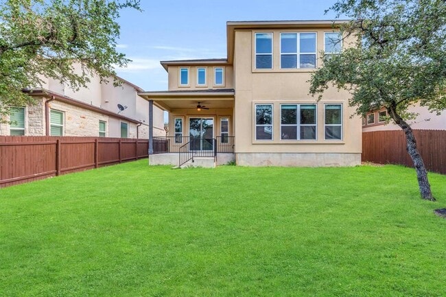 Building Photo - 6716 Vitruvius Dr