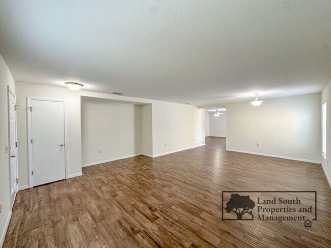Building Photo - 7509 Hunters Greene Cir