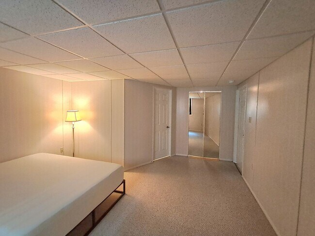 Building Photo - $3,200 -4 Bed / 3 Bath- Home with Fully Fe...