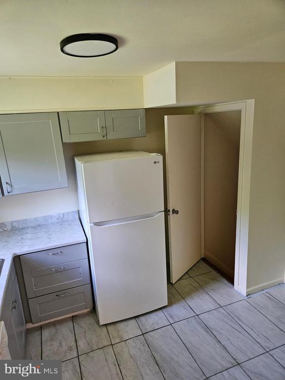Building Photo - 254 Cedarmere Cir