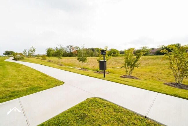 Building Photo - 18516 Allen Welch Dr