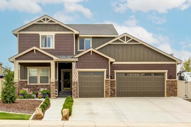 Building Photo - 15495 Blue Sky Ave