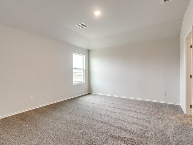 Building Photo - Beautiful New Home! Mustang Schools!