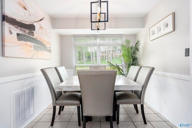 Building Photo - 202 High Rd