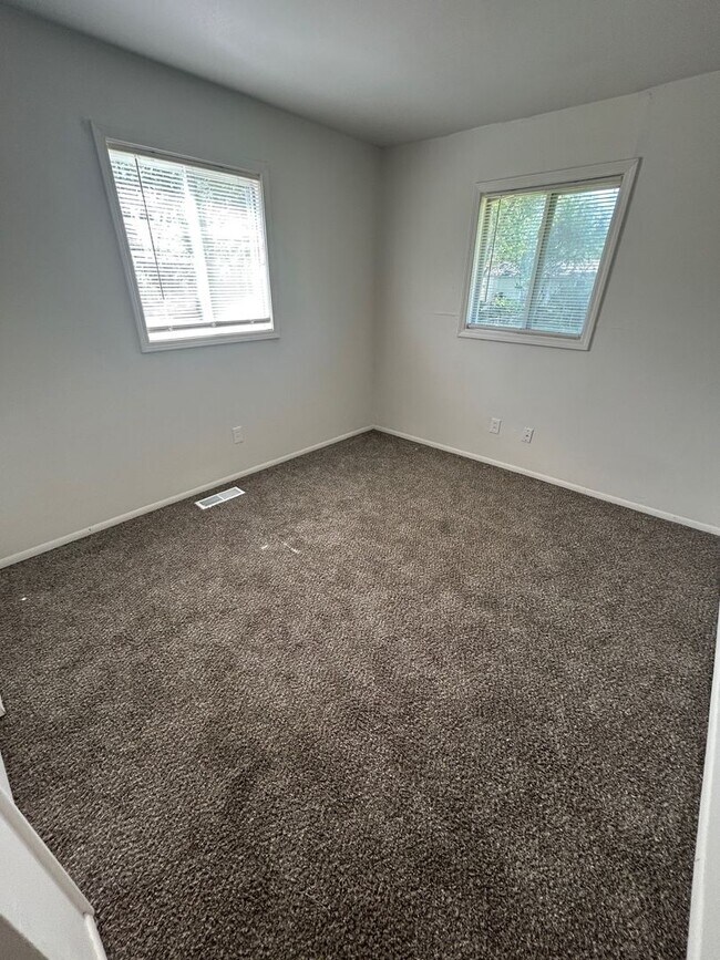 Building Photo - For Lease