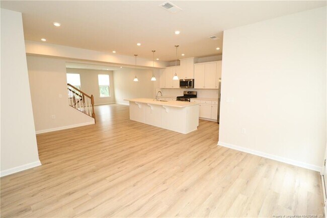 Building Photo - 1242 Channing Park Cir