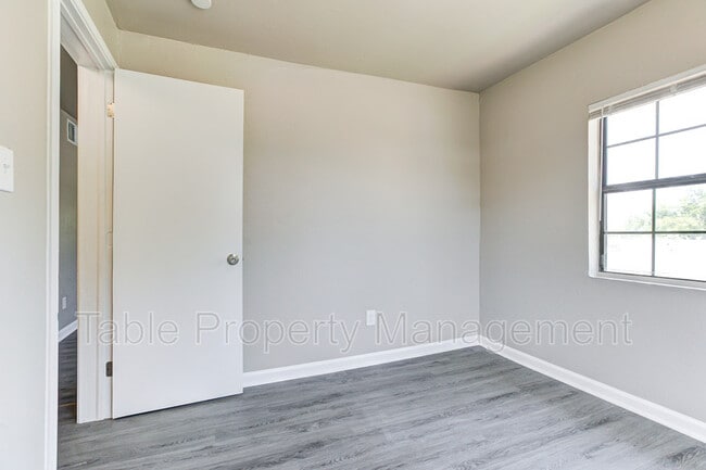 Building Photo - 1919 NW 11th St