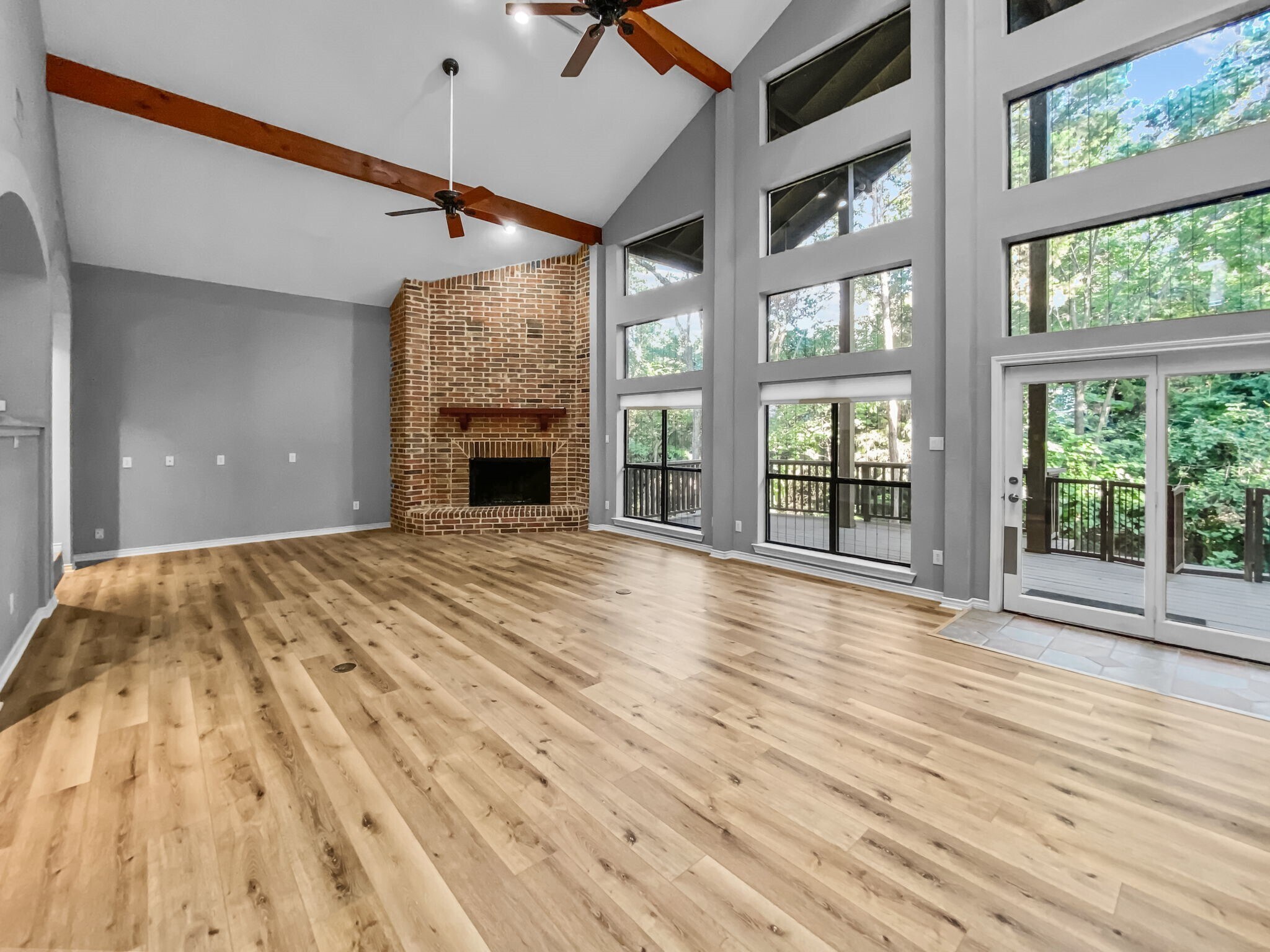 Building Photo - 1314 Creekwood Dr