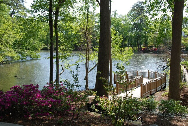 Building Photo - FOR RENT - VIRGINIA BEACH