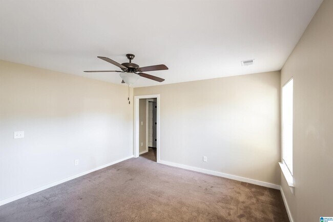 Building Photo - 47 Carriage House Rd SW