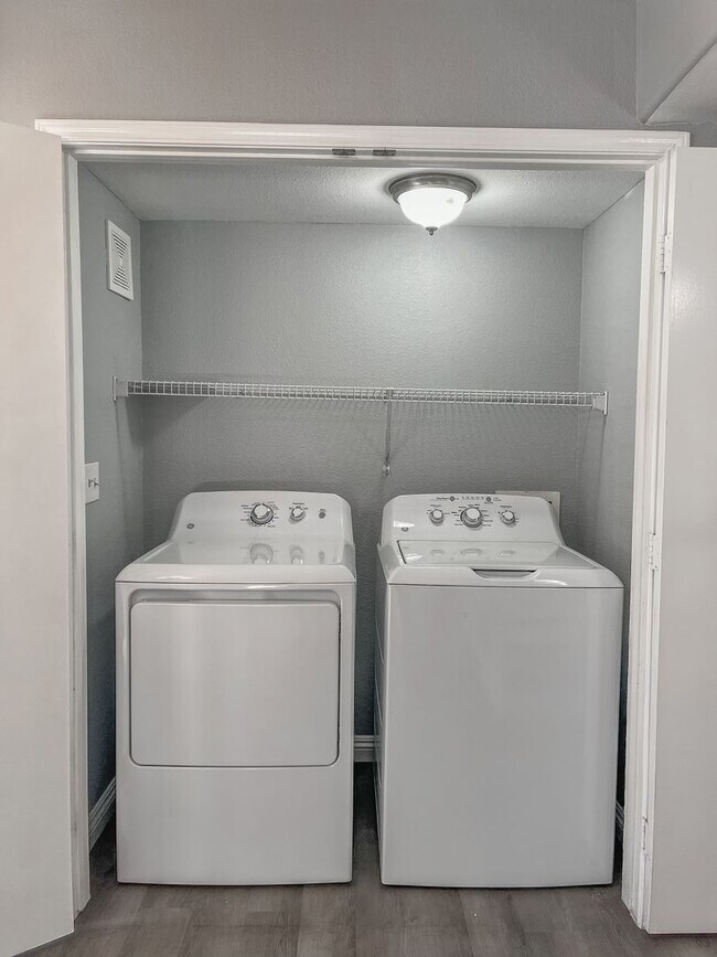 Building Photo - **COMING SOON 04/15/2026** Modern 2-Bed, 2-Bath Condo in Gated Montana Community – Silverado Ranch