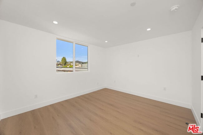 Building Photo - 6241 Banner Ave