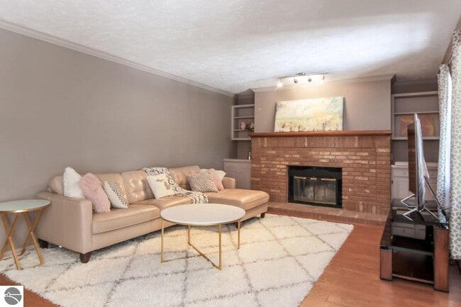 Building Photo - 3814 Maid Marian Ln