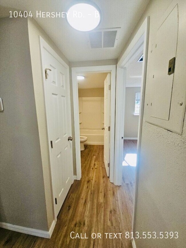 Building Photo - 10404 Hershey Rd