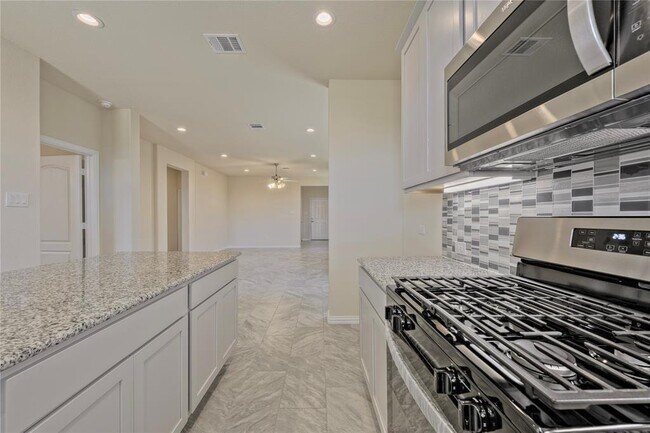 Building Photo - 13013 Dancing Reed Dr
