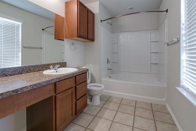 Building Photo - 552 Crystal Springs Dr