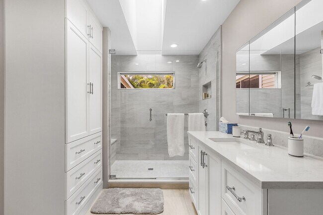 Building Photo - 15337 Wimborne Ln