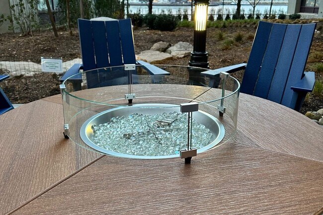 Building Photo - 1500 Hudson St