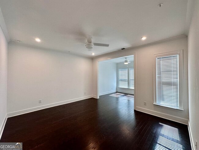 Building Photo - 533 Whitlox Rd NW