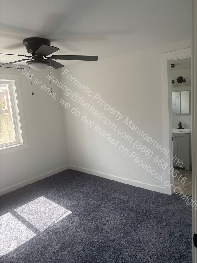 Building Photo - 120 E Century Blvd