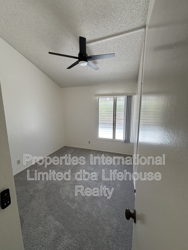 Building Photo - 95-625 Nawenewene Circle - 312
