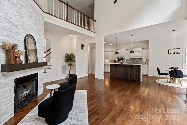 Building Photo - 11841 Churchfield Ln